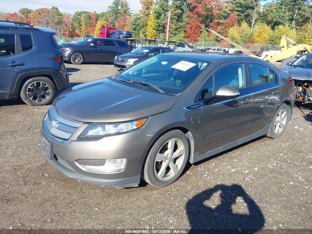 Chevrolet Volt 2014 1G1RE6E46EU155135 Image 2