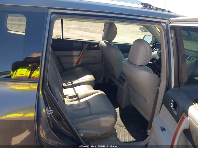 46301874 :رقم المزاد ، JTEDS42A882000221 vin ، 2008 Toyota Highlander Limited مزاد بيع