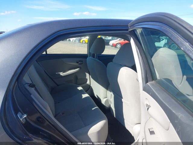 46301904 :رقم المزاد ، 2T1BU4EE8BC698813 vin ، 2011 Toyota Corolla Le مزاد بيع