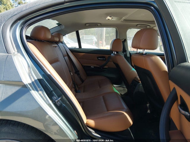 46301970 :رقم المزاد ، WBAPK5G5XBNN80965 vin ، 2011 Bmw 328i Xdrive مزاد بيع