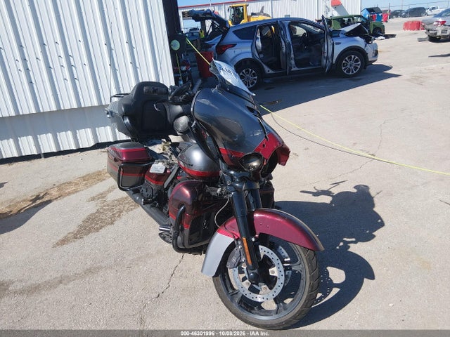 Harley-Davidson FLHTKSE 2019 1HD1TEH16KB950617 Image 2