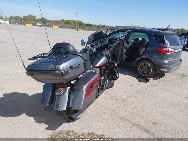 Harley-Davidson FLHTKSE 2019 1HD1TEH16KB950617 Image 3