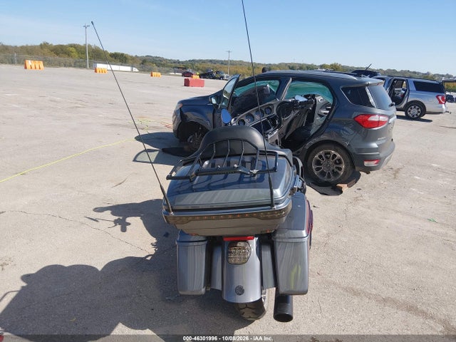 Harley-Davidson FLHTKSE 2019 1HD1TEH16KB950617 Image 6