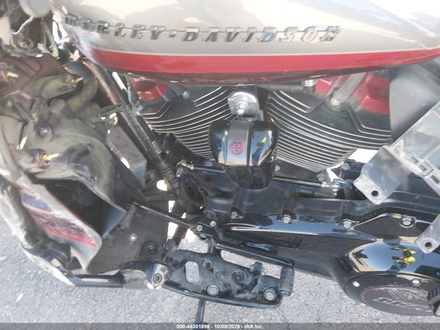 Harley-Davidson FLHTKSE 2019 1HD1TEH16KB950617 Image 9