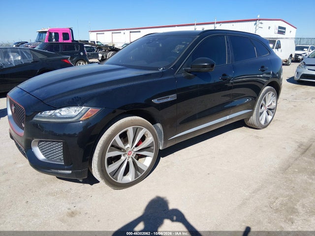 Jaguar F-PACE S 2017 SADCM2BV6HA495577 Image 2