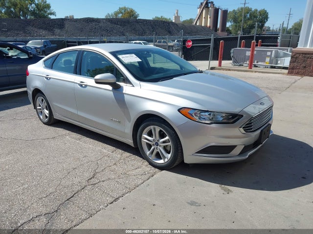 Продажа на аукционе авто 2018 Ford Fusion Hybrid S, vin: 3FA6P0UU1JR278884, номер лота: 46302107