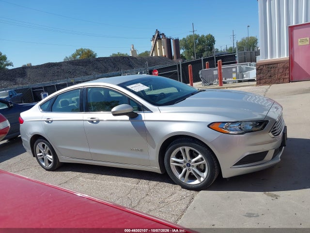 Продажа на аукционе авто 2018 Ford Fusion Hybrid S, vin: 3FA6P0UU1JR278884, номер лота: 46302107