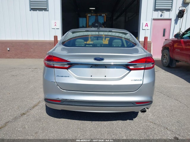 Продажа на аукционе авто 2018 Ford Fusion Hybrid S, vin: 3FA6P0UU1JR278884, номер лота: 46302107
