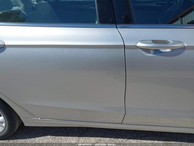 Продажа на аукционе авто 2018 Ford Fusion Hybrid S, vin: 3FA6P0UU1JR278884, номер лота: 46302107