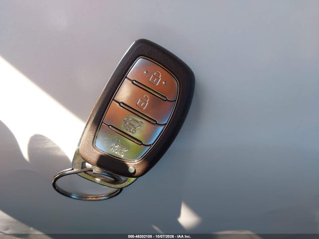 Продаж на аукціоні авто 2019 Hyundai Ioniq Hybrid Blue, vin: KMHC65LC1KU156408, номер лоту: 46302108