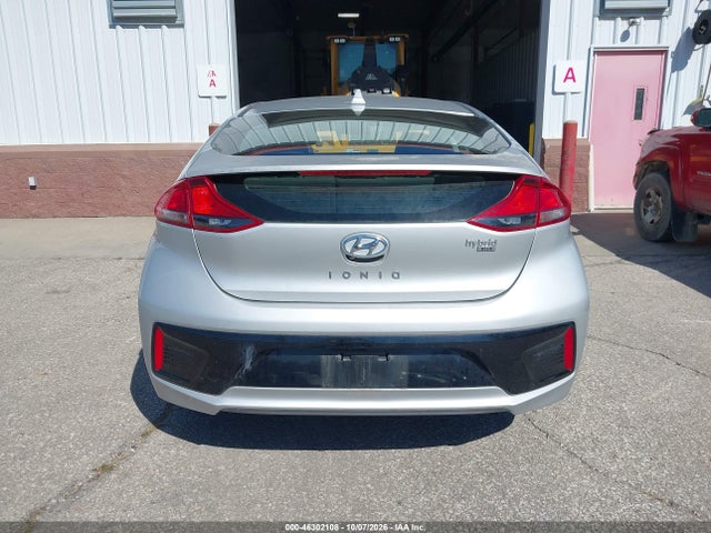 Продаж на аукціоні авто 2019 Hyundai Ioniq Hybrid Blue, vin: KMHC65LC1KU156408, номер лоту: 46302108