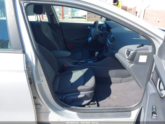 Продаж на аукціоні авто 2019 Hyundai Ioniq Hybrid Blue, vin: KMHC65LC1KU156408, номер лоту: 46302108