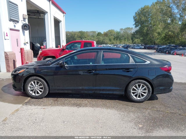 Продажа на аукционе авто 2018 Hyundai Sonata Eco, vin: 5NPE24AAXJH679911, номер лота: 46302109