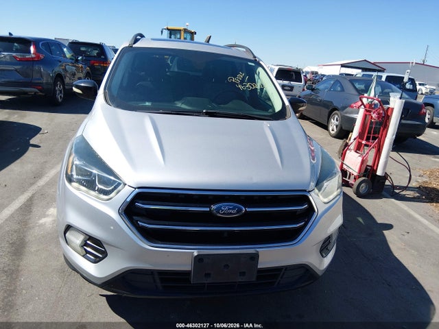 Продажа на аукционе авто 2017 Ford Escape Titanium, vin: 1FMCU9J93HUA44965, номер лота: 46302127