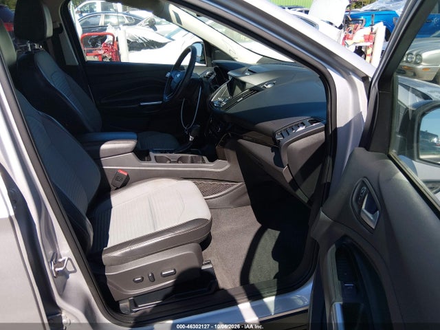 Продажа на аукционе авто 2017 Ford Escape Titanium, vin: 1FMCU9J93HUA44965, номер лота: 46302127