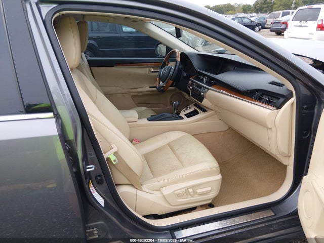 2015 Lexus Es 300h მანქანა იყიდება აუქციონზე, vin: JTHBW1GG4F2090247, აუქციონის ნომერი: 46302204