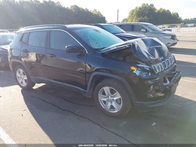 2022 Jeep Compass Latitude Fwd მანქანა იყიდება აუქციონზე, vin: 3C4NJCBB9NT106587, აუქციონის ნომერი: 46302300