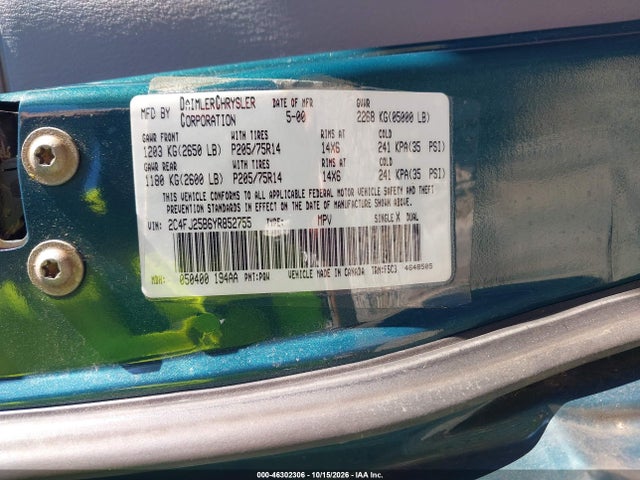 Продаж на аукціоні авто 2000 Chrysler Voyager, vin: 2C4FJ25B6YR852755, номер лоту: 46302306