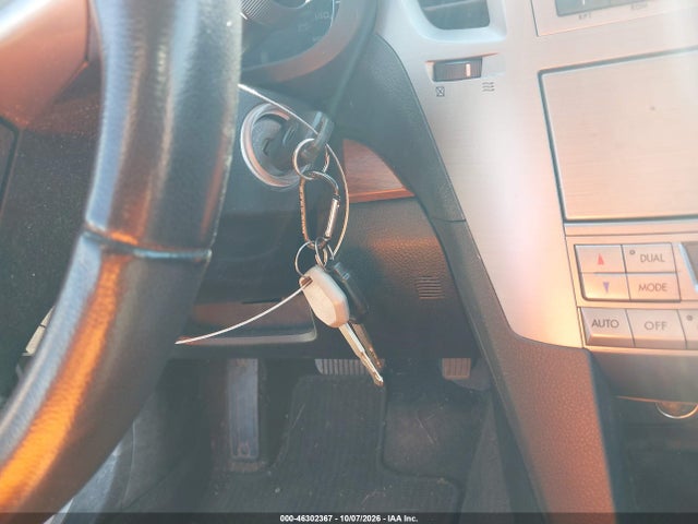 2013 Subaru Outback 2.5i Limited მანქანა იყიდება აუქციონზე, vin: 4S4BRCKC7D3233168, აუქციონის ნომერი: 46302367