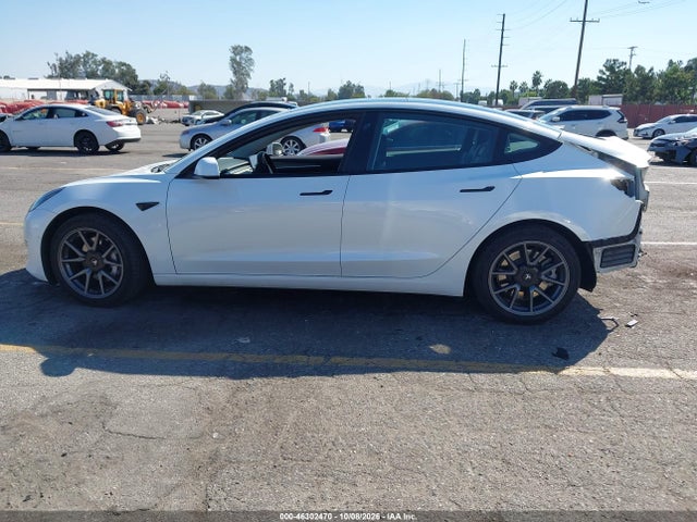 46302470 :رقم المزاد ، 5YJ3E1EA1MF013708 vin ، 2021 Tesla Model 3 Standard Range Plus Rear-wheel Drive مزاد بيع