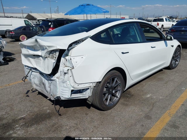 46302470 :رقم المزاد ، 5YJ3E1EA1MF013708 vin ، 2021 Tesla Model 3 Standard Range Plus Rear-wheel Drive مزاد بيع