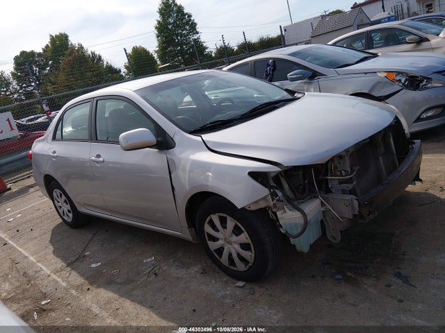 46302496 :رقم المزاد ، 2T1BU4EE0BC557640 vin ، 2011 Toyota Corolla Le مزاد بيع