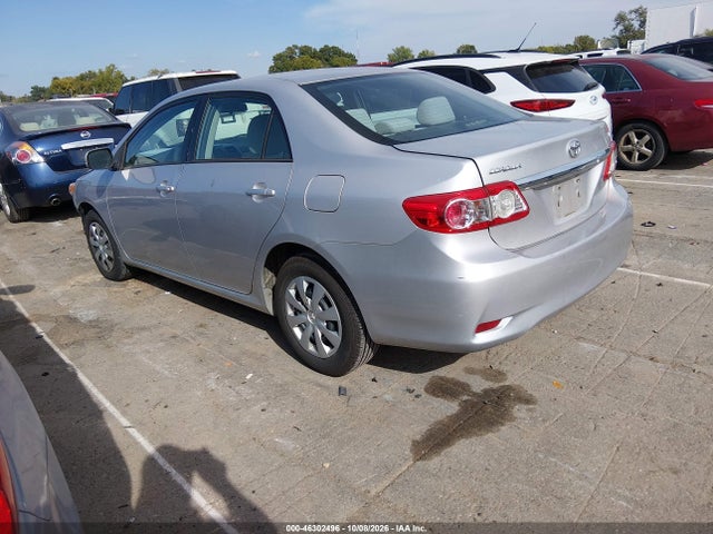 46302496 :رقم المزاد ، 2T1BU4EE0BC557640 vin ، 2011 Toyota Corolla Le مزاد بيع