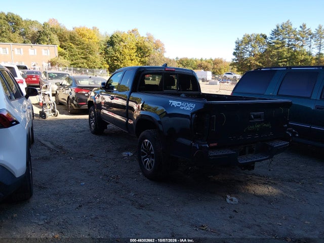 46302662 :رقم المزاد ، 3TYSZ5AN3MT014231 vin ، 2021 Toyota Tacoma Trd Sport مزاد بيع