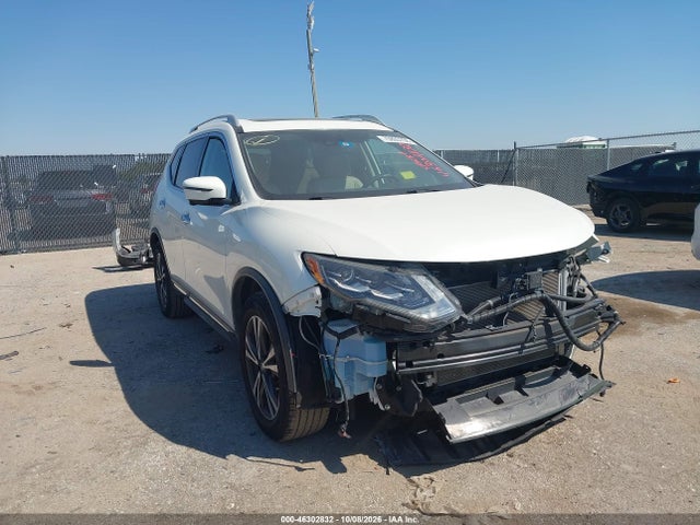 46302832 :رقم المزاد ، 5N1AT2MT9HC847617 vin ، 2017 Nissan Rogue Sl مزاد بيع