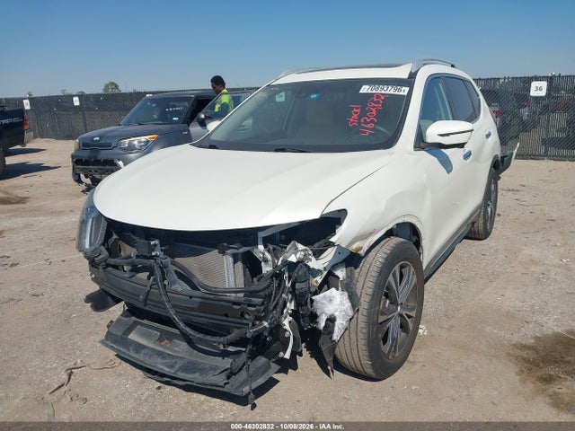 46302832 :رقم المزاد ، 5N1AT2MT9HC847617 vin ، 2017 Nissan Rogue Sl مزاد بيع