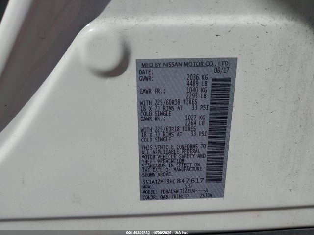 46302832 :رقم المزاد ، 5N1AT2MT9HC847617 vin ، 2017 Nissan Rogue Sl مزاد بيع
