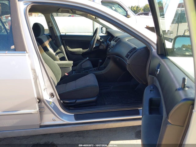46302872 :رقم المزاد ، 1HGCM56435A115462 vin ، 2005 Honda Accord 2.4 Lx مزاد بيع