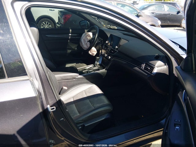 46302893 :رقم المزاد ، 1HGCV1F36KA063852 vin ، 2019 Honda Accord Sport مزاد بيع