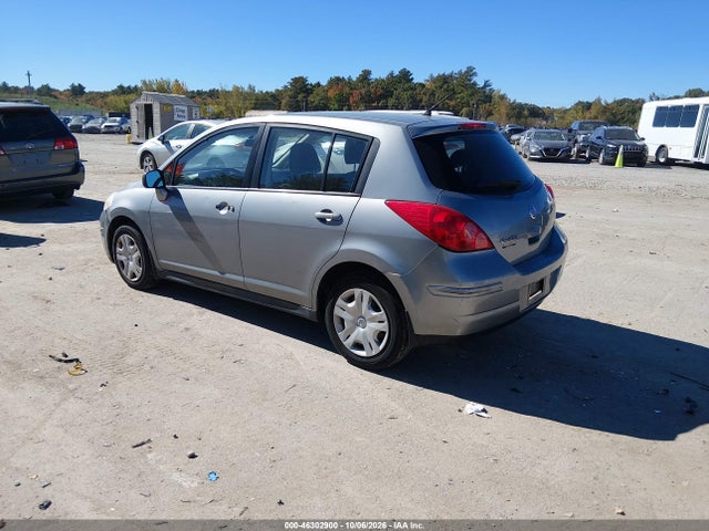 46302900 :رقم المزاد ، 3N1BC1CPXAL463169 vin ، 2010 Nissan Versa 1.8s مزاد بيع