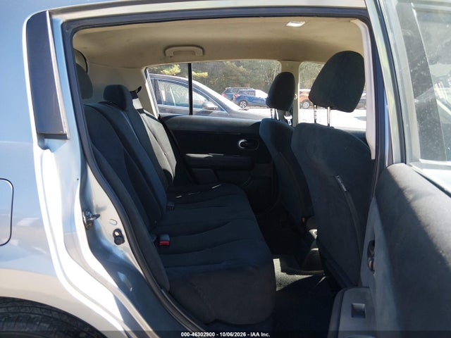 46302900 :رقم المزاد ، 3N1BC1CPXAL463169 vin ، 2010 Nissan Versa 1.8s مزاد بيع