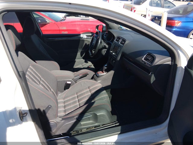 46302958 :رقم المزاد ، WVWFV7AJ7BW224152 vin ، 2011 Volkswagen Gti 2-door مزاد بيع