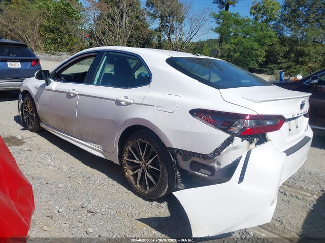 Продаж на аукціоні авто 2022 Toyota Camry Se Hybrid, vin: 4T1S31AK4NU571766, номер лоту: 46303057