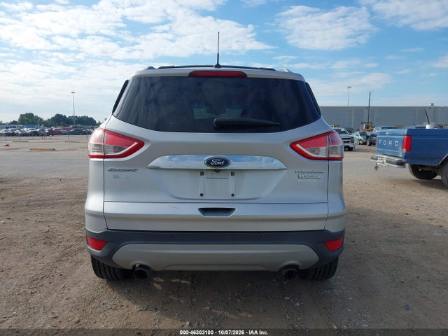 46303100 :رقم المزاد ، 1FMCU0JX9GUB96676 vin ، 2016 Ford Escape Titanium مزاد بيع