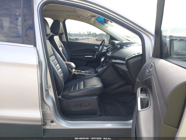 46303100 :رقم المزاد ، 1FMCU0JX9GUB96676 vin ، 2016 Ford Escape Titanium مزاد بيع