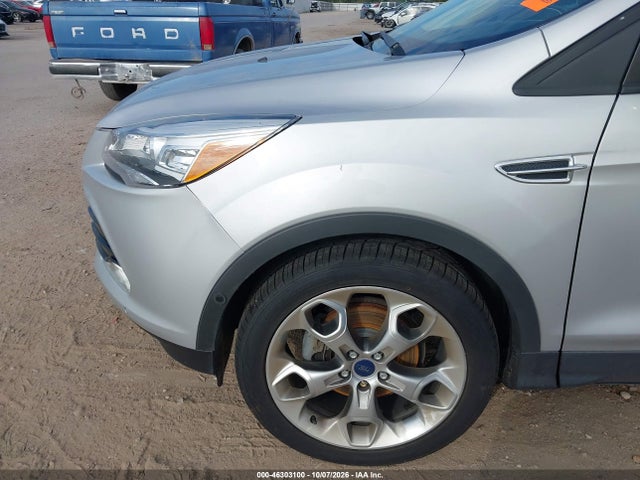 46303100 :رقم المزاد ، 1FMCU0JX9GUB96676 vin ، 2016 Ford Escape Titanium مزاد بيع
