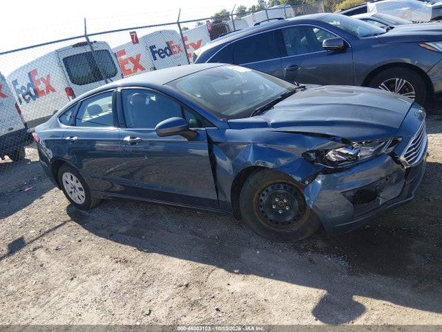 46303103 :رقم المزاد ، 3FA6P0G72KR166098 vin ، 2019 Ford Fusion S مزاد بيع