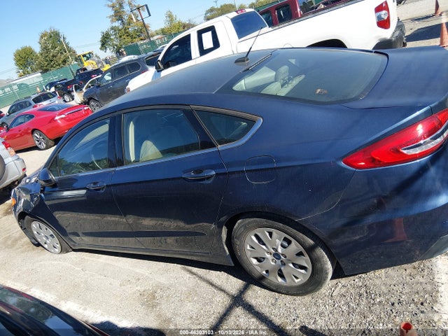 46303103 :رقم المزاد ، 3FA6P0G72KR166098 vin ، 2019 Ford Fusion S مزاد بيع