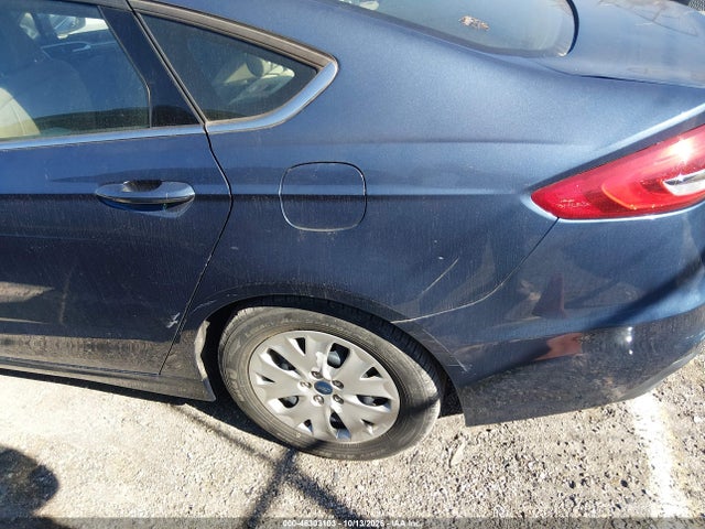 46303103 :رقم المزاد ، 3FA6P0G72KR166098 vin ، 2019 Ford Fusion S مزاد بيع