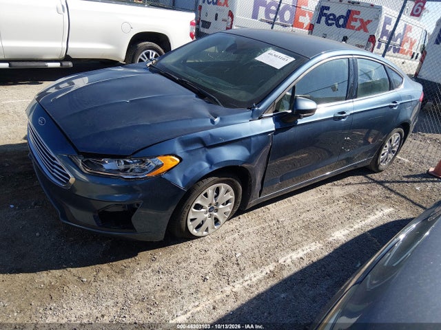 46303103 :رقم المزاد ، 3FA6P0G72KR166098 vin ، 2019 Ford Fusion S مزاد بيع