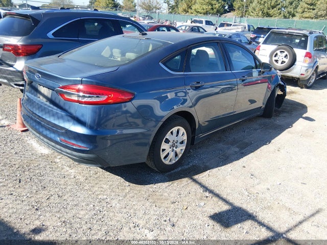 46303103 :رقم المزاد ، 3FA6P0G72KR166098 vin ، 2019 Ford Fusion S مزاد بيع
