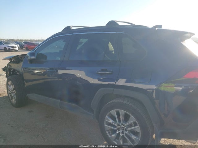 46303106 :رقم المزاد ، 2T3C1RFV8RW301061 vin ، 2024 Toyota Rav4 Xle Premium مزاد بيع