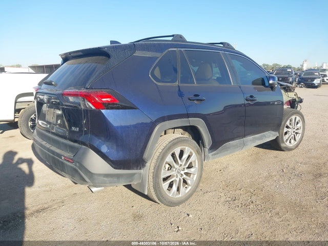 46303106 :رقم المزاد ، 2T3C1RFV8RW301061 vin ، 2024 Toyota Rav4 Xle Premium مزاد بيع