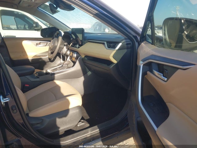 46303106 :رقم المزاد ، 2T3C1RFV8RW301061 vin ، 2024 Toyota Rav4 Xle Premium مزاد بيع