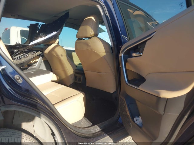 46303106 :رقم المزاد ، 2T3C1RFV8RW301061 vin ، 2024 Toyota Rav4 Xle Premium مزاد بيع