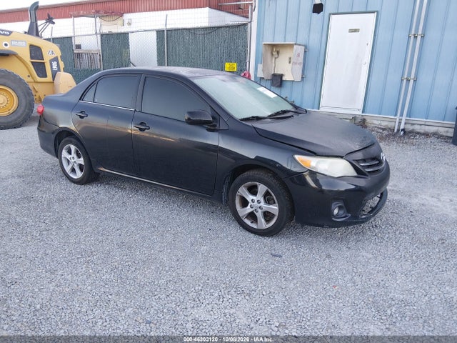 46303120 :رقم المزاد ، 2T1BU4EE7DC958718 vin ، 2013 Toyota Corolla Le مزاد بيع